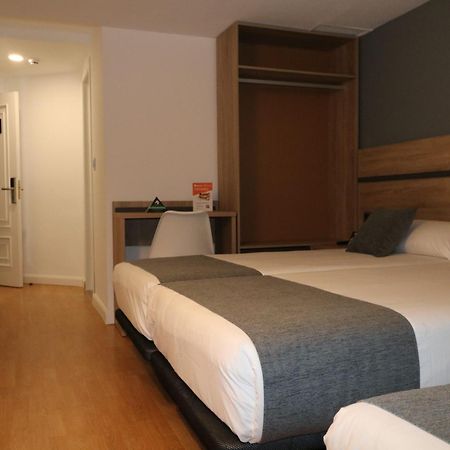 Hostal Alda Palencia Plaza ภายนอก รูปภาพ