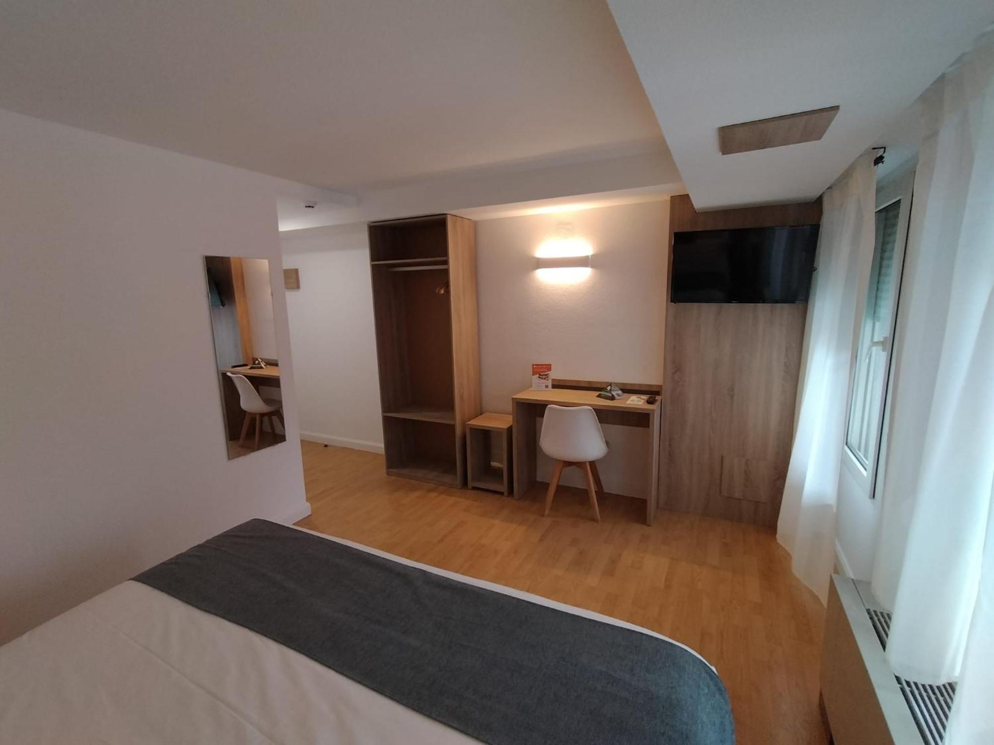 Hostal Alda Palencia Plaza ภายนอก รูปภาพ
